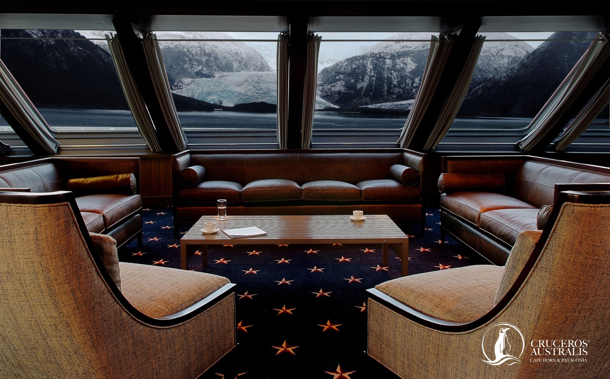 Australis Stella Australis Darwin Lounge 3.jpg